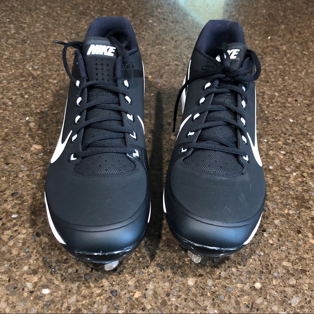 Men’s Nike Air Clipper ‘17 Baseball Cleats…size: 14